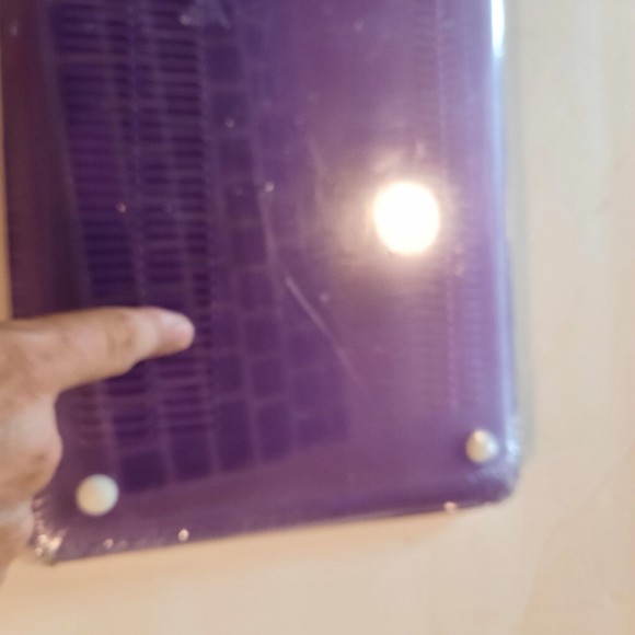 Macbook Pro 13.3 inch Case & Keyboard Skin Violet/Purple - Picture 2 of 6